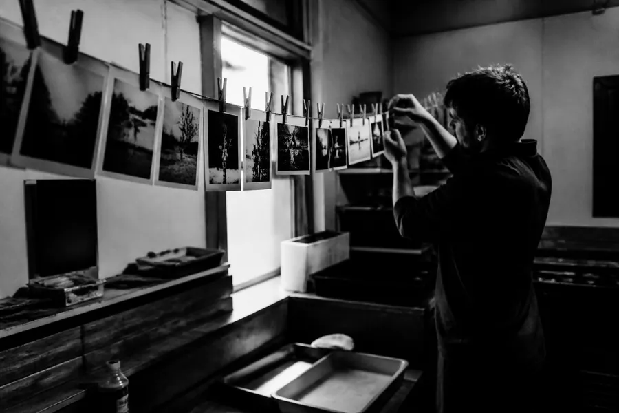 Stories behind photos in practice, from the Kennedy Photojournalism gallery